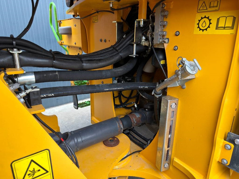 Chargeuse sur pneus Volvo L220H