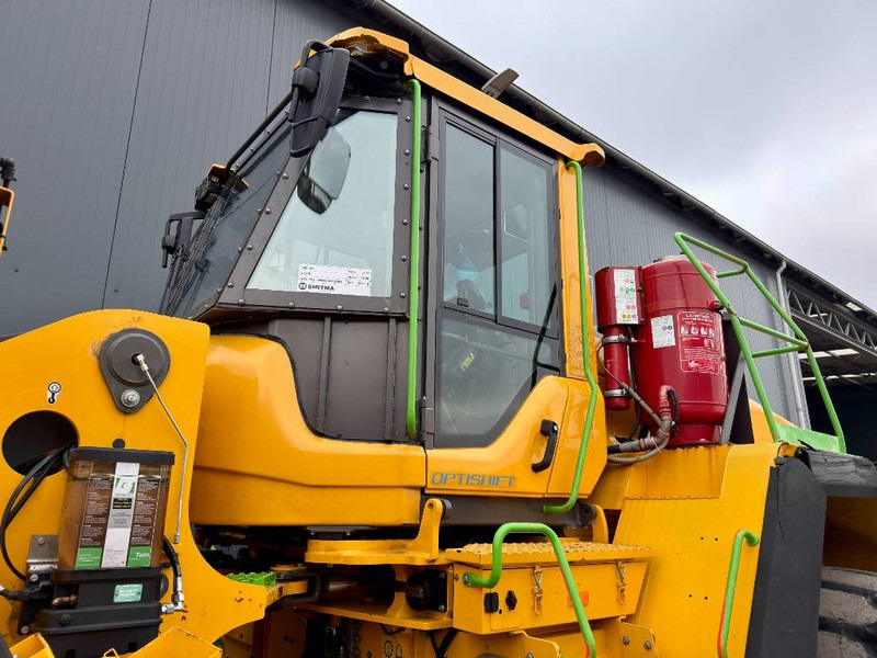 Chargeuse sur pneus Volvo L220H