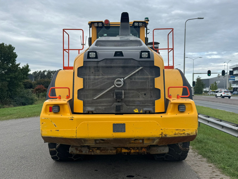Chargeuse sur pneus Volvo L220H