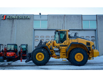 Chargeuse sur pneus Volvo L220H PIKAKIINNIKKEELLÄ 