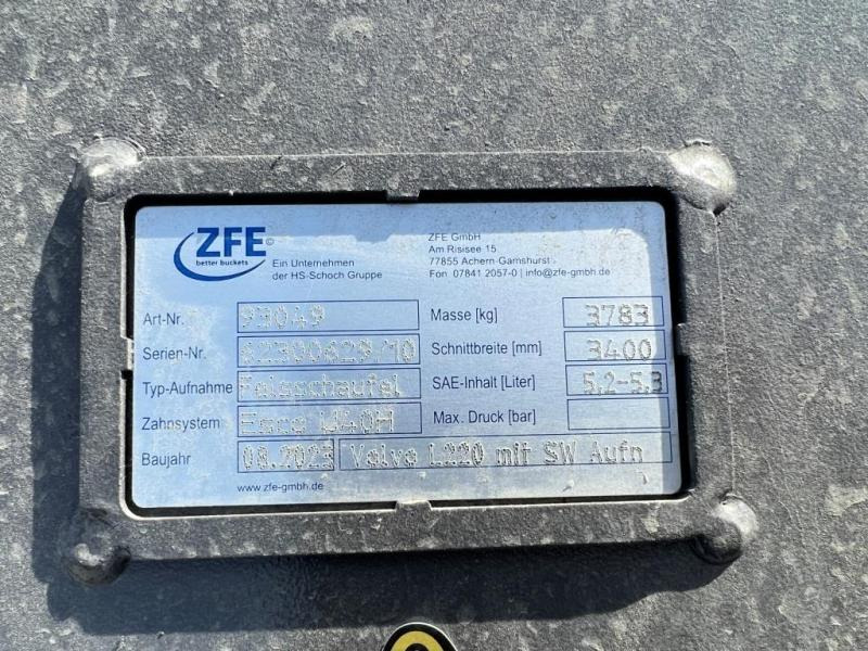 Chargeuse sur pneus Volvo L220 Felsschaufel NEU