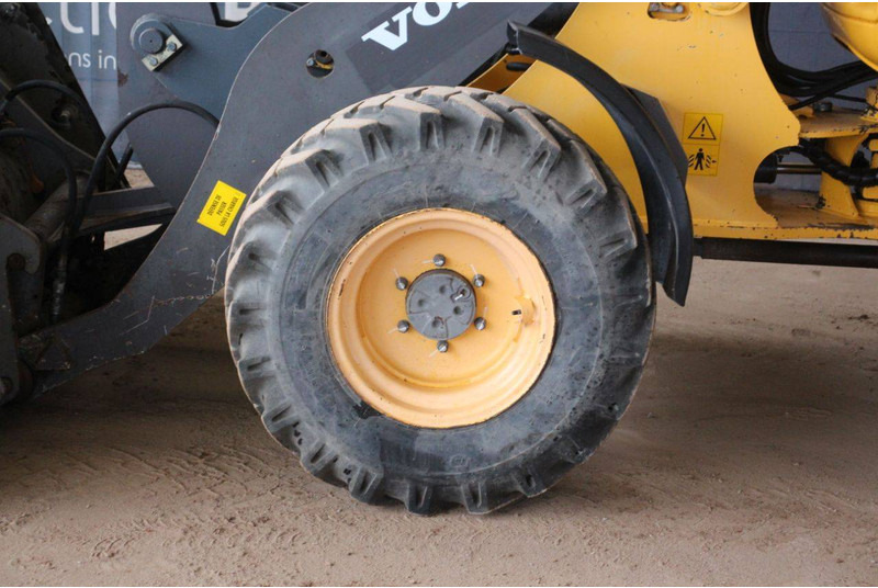 Chargeuse sur pneus Volvo L25F-P