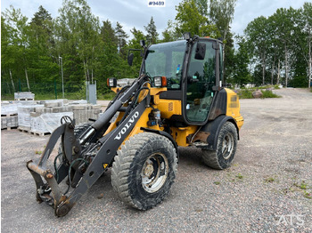 Chargeuse sur pneus  Volvo L25 B with tools (VIDEO)