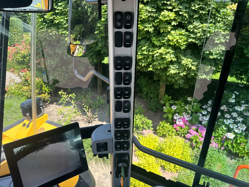 Chargeuse sur pneus Volvo L260 H UNUSED