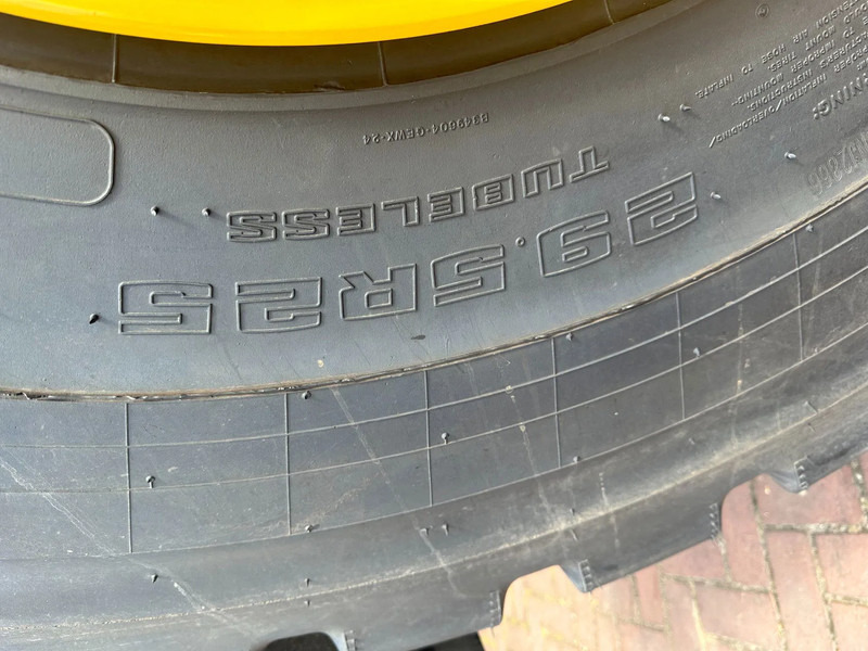 Chargeuse sur pneus Volvo L260 H UNUSED