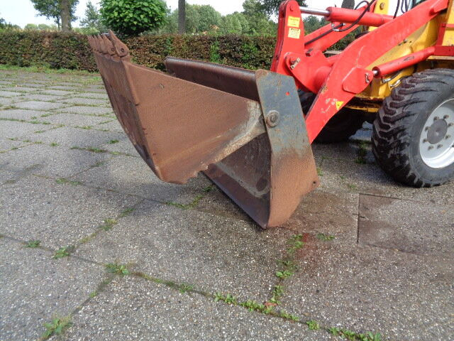 Chargeuse sur pneus Volvo L30