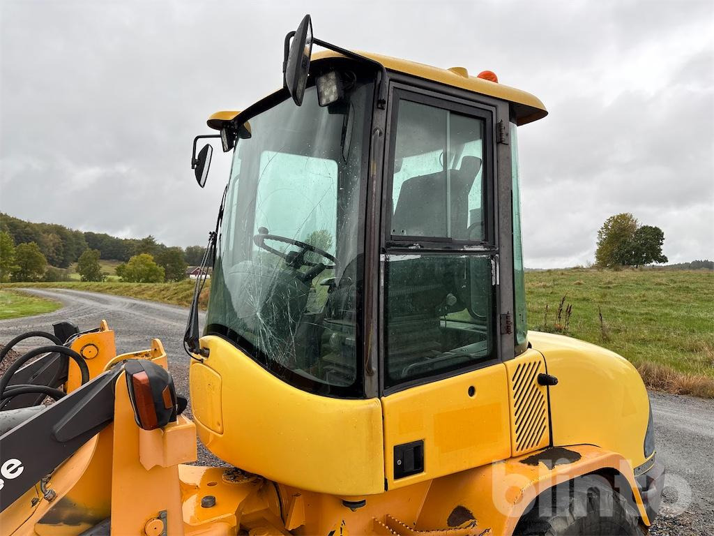 Chargeuse sur pneus Volvo L30B