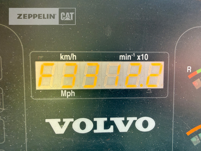 Chargeuse sur pneus Volvo L30B