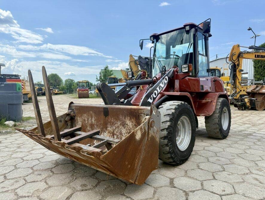 Chargeuse sur pneus Volvo L30B Pro