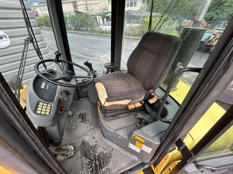 Chargeuse sur pneus Volvo L30Z