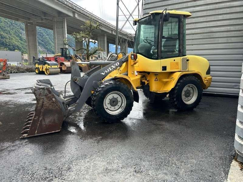 Chargeuse sur pneus Volvo L30Z