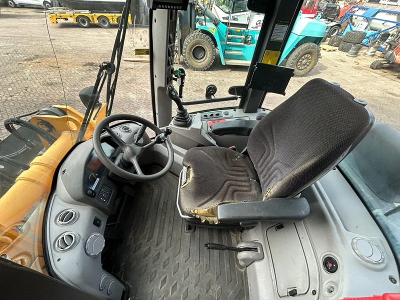 Chargeuse sur pneus Volvo L45G