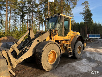 Chargeuse sur pneus  Volvo L60F Wheel loader with tilt hitch (VIDEO)