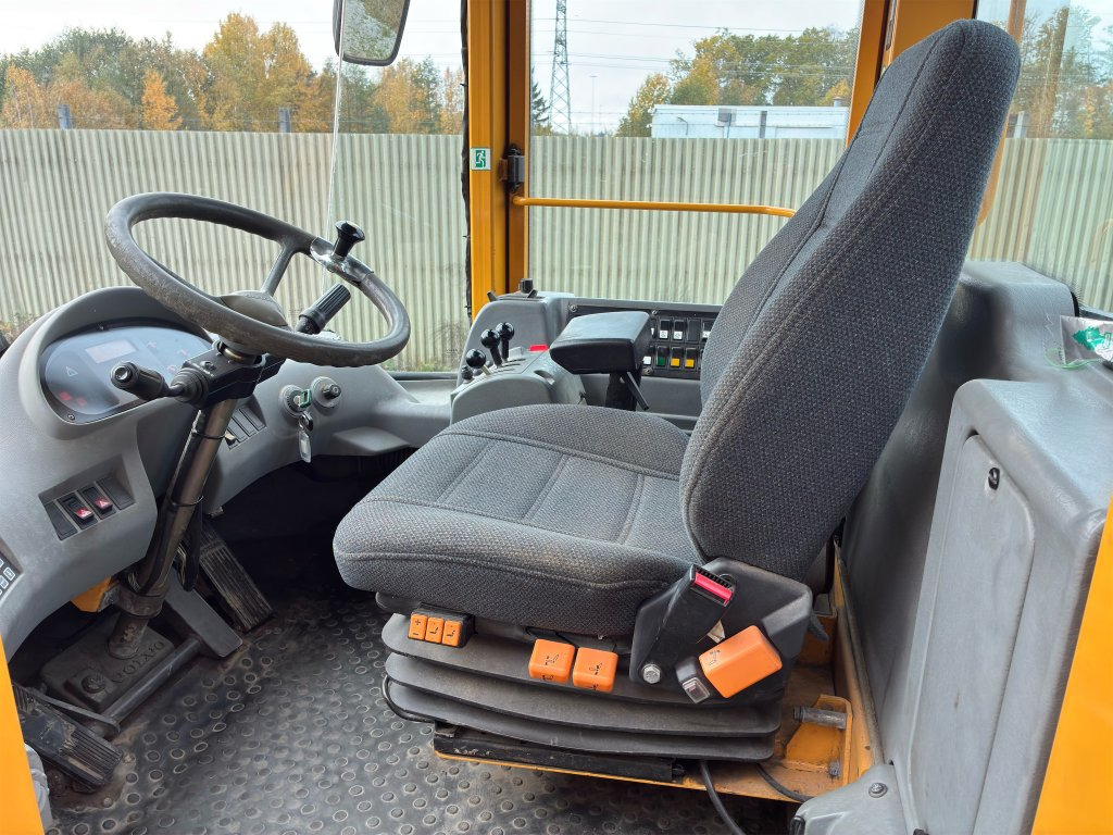 Chargeuse sur pneus Volvo L70E