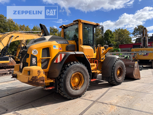 Chargeuse sur pneus Volvo L90