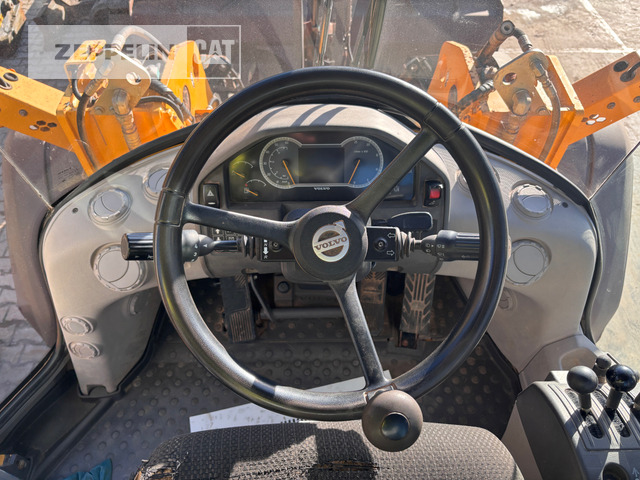 Chargeuse sur pneus Volvo L90