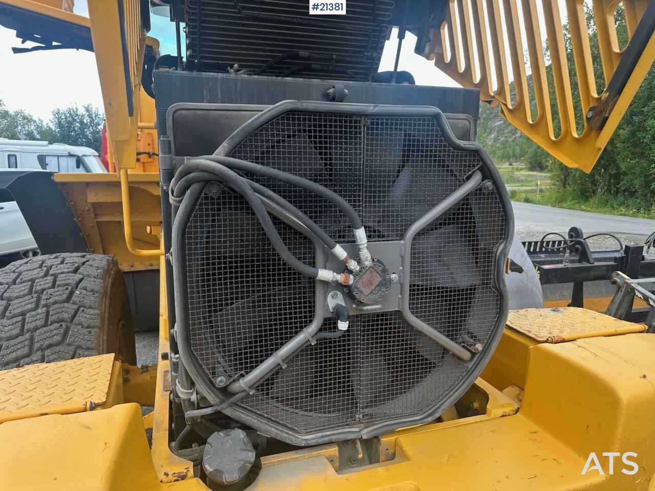 Chargeuse sur pneus Volvo L90E hjullaster. SE VIDEO