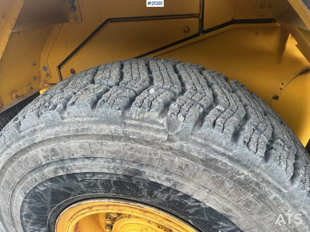 Chargeuse sur pneus Volvo L90E hjullaster. SE VIDEO