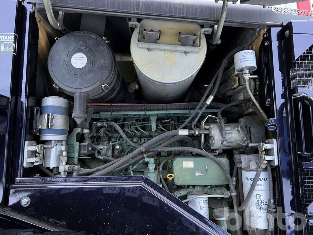 Chargeuse sur pneus Volvo L90F