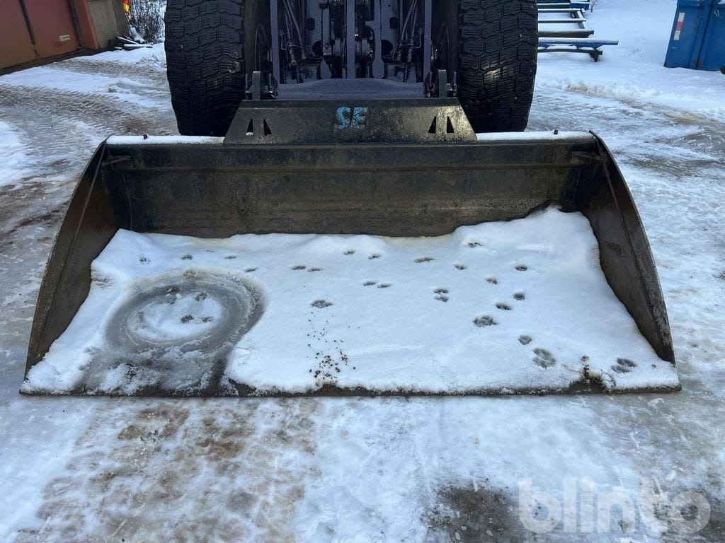 Chargeuse sur pneus Volvo L90F