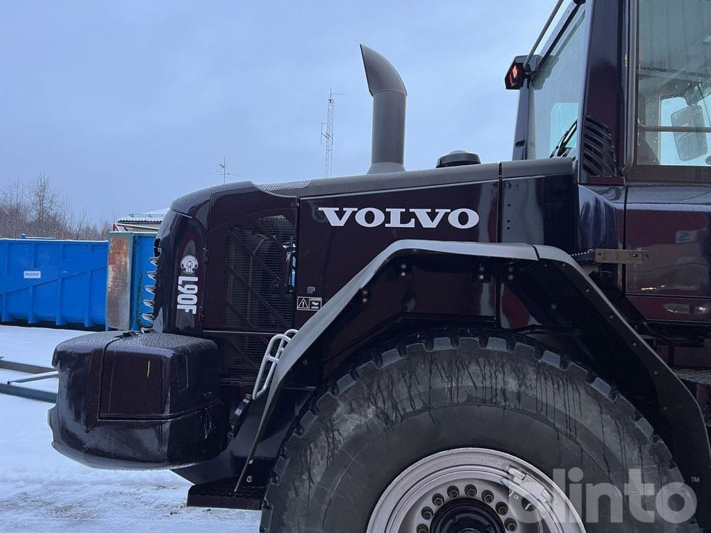 Chargeuse sur pneus Volvo L90F