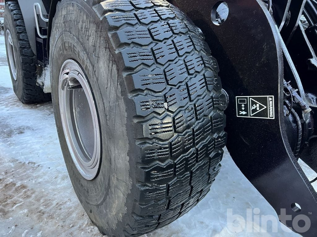 Chargeuse sur pneus Volvo L90F