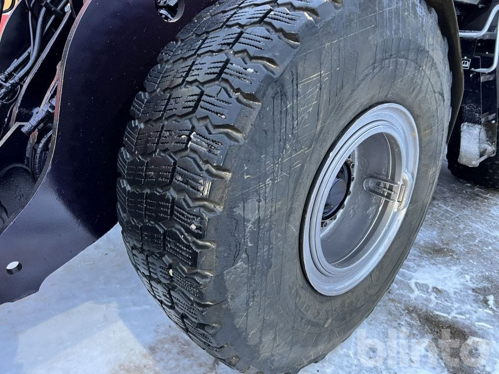 Chargeuse sur pneus Volvo L90F