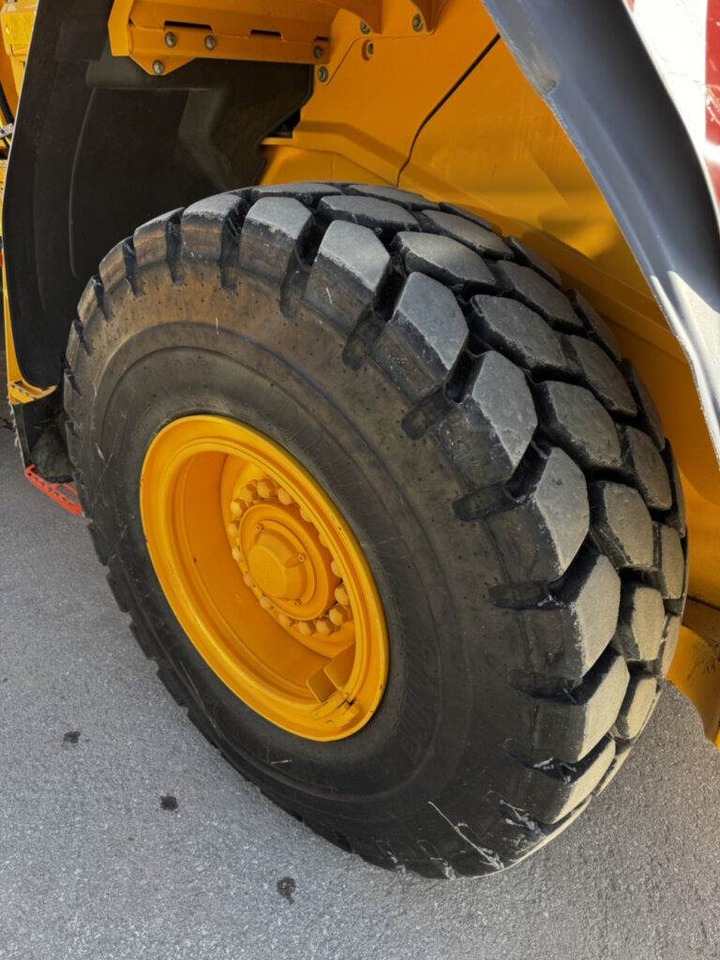 Chargeuse sur pneus Volvo L90H