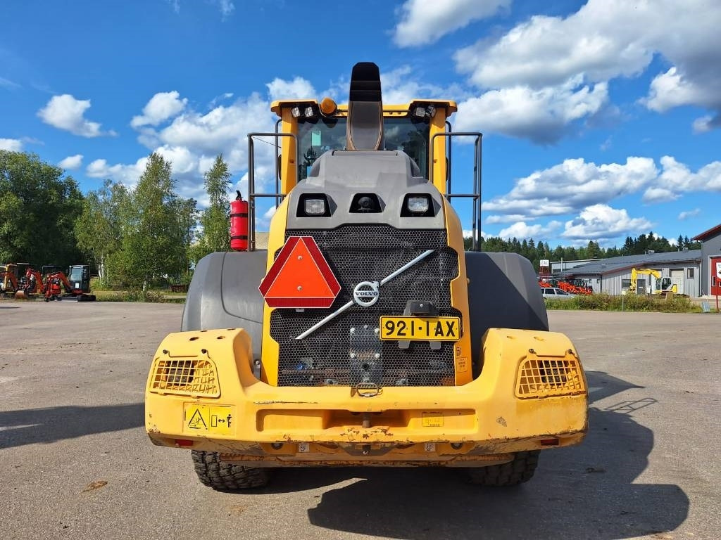 Chargeuse sur pneus Volvo L90H RASVARI, VAAKA YM.