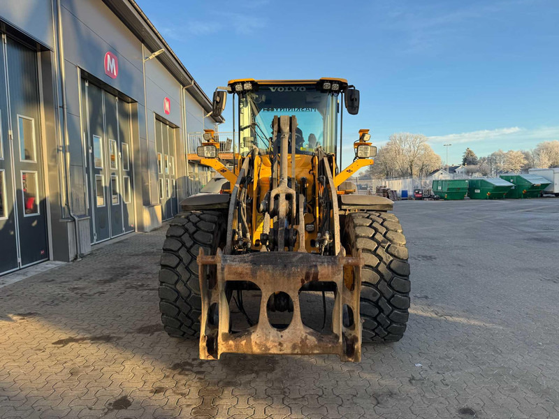 Chargeuse sur pneus Volvo L90H Volvo L90H