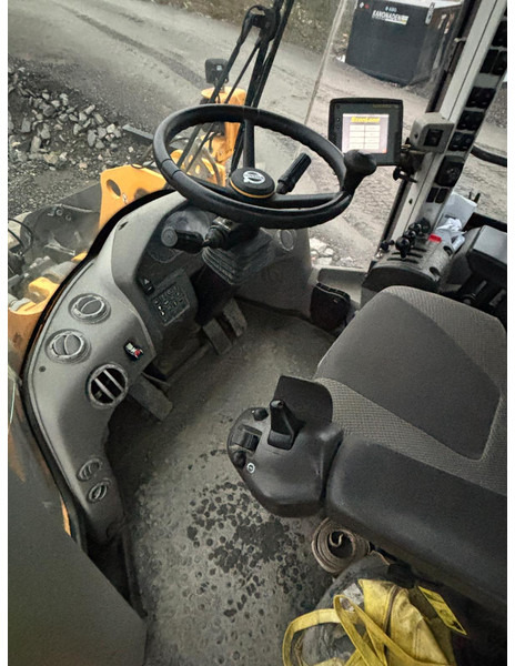 Chargeuse sur pneus Volvo L90H Volvo L90H