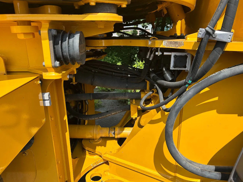 Chargeuse sur pneus Volvo L90 H