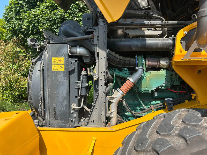 Chargeuse sur pneus Volvo L90 H