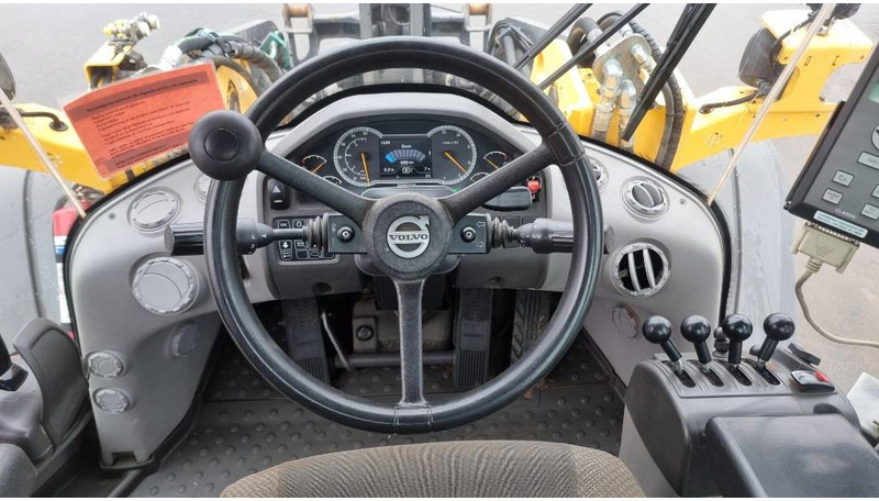 Chargeuse sur pneus Volvo L90 H, Hjullastare ''SÅLD''