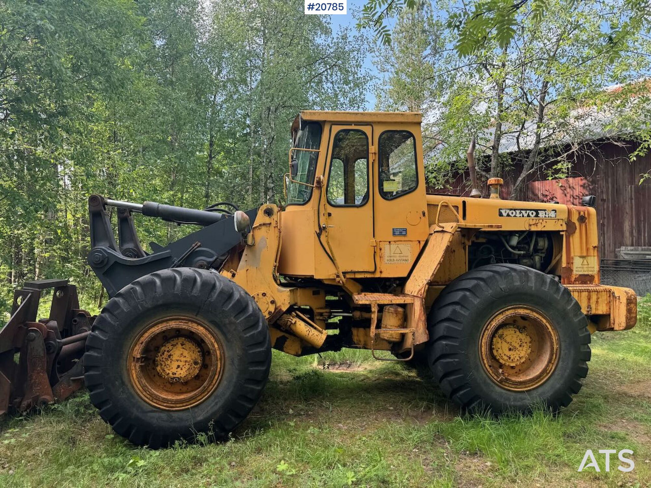 Chargeuse sur pneus Volvo LM 846