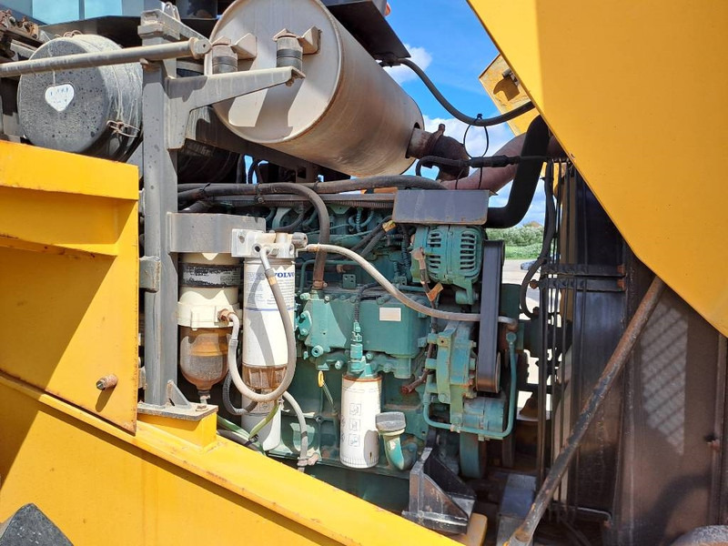 Chargeuse sur pneus Volvo L 105