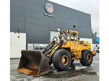 Chargeuse sur pneus Volvo L 120 