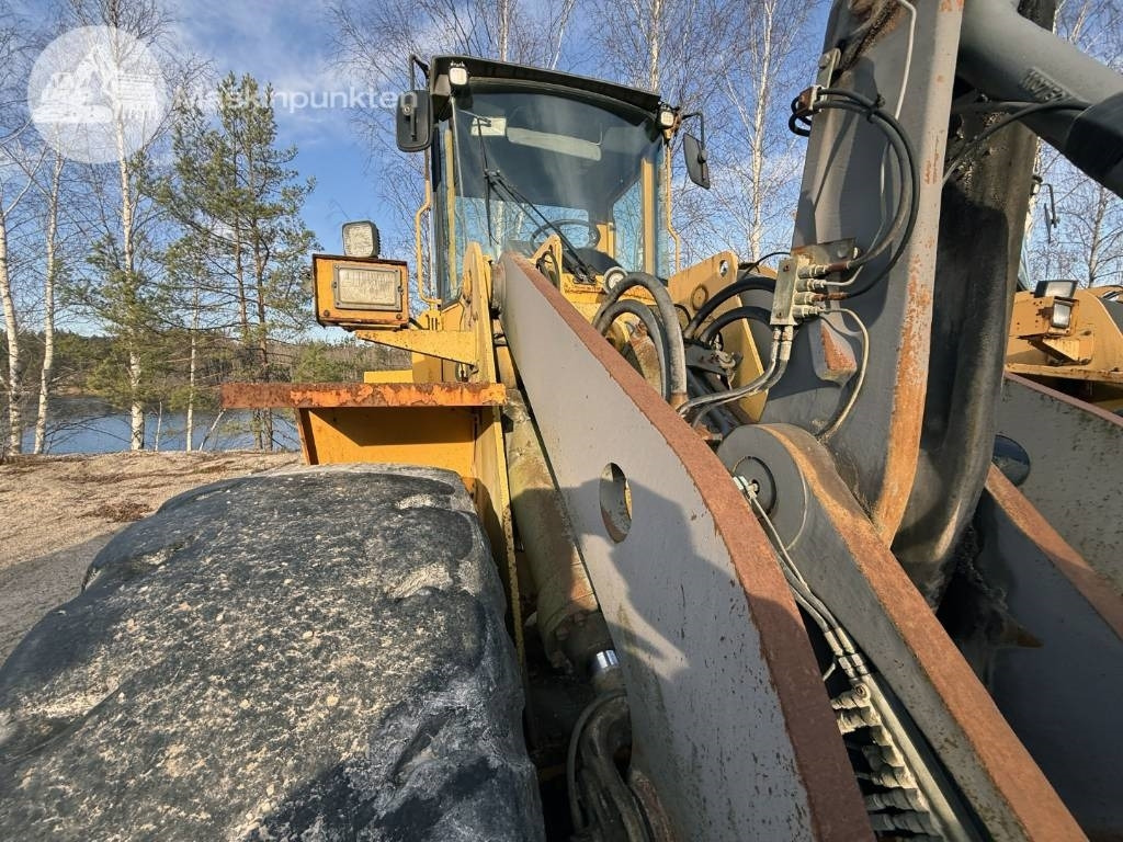 Chargeuse sur pneus Volvo L 120 C
