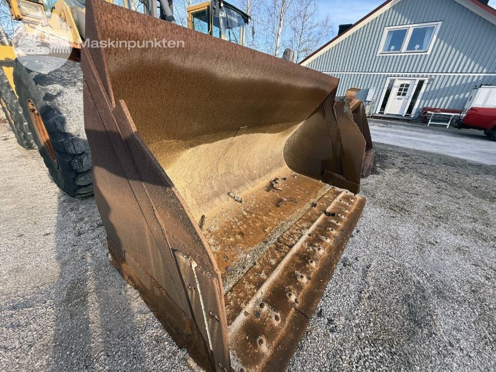 Chargeuse sur pneus Volvo L 120 C