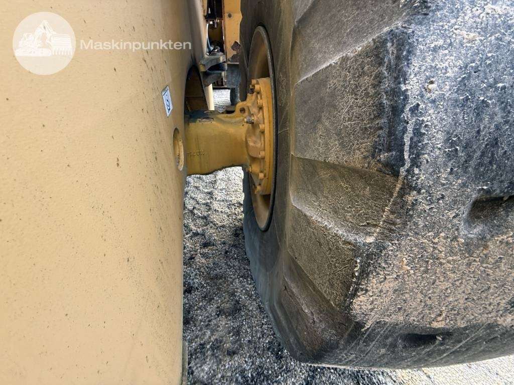 Chargeuse sur pneus Volvo L 120 C