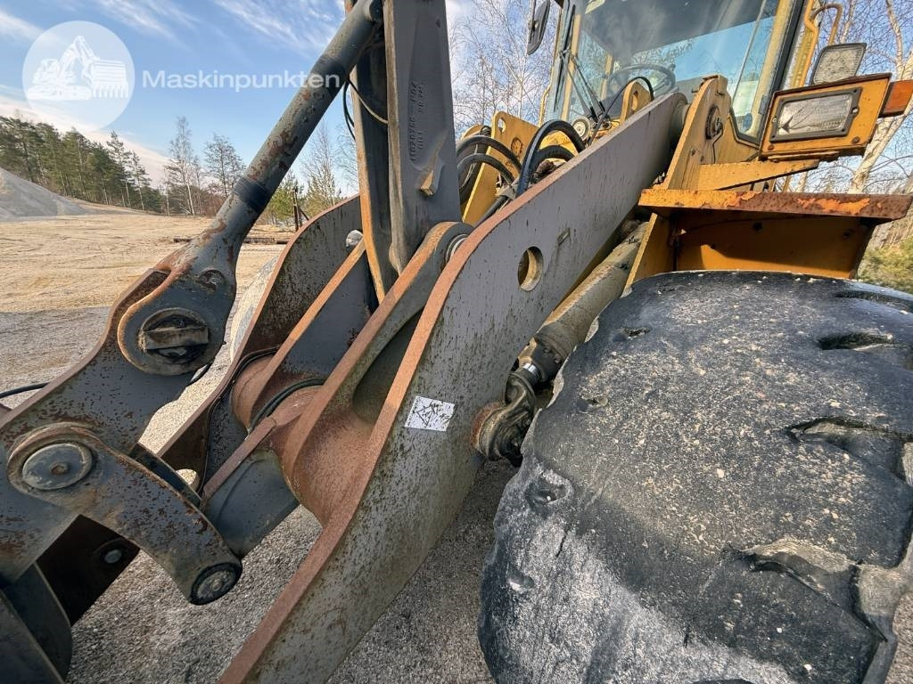 Chargeuse sur pneus Volvo L 120 C