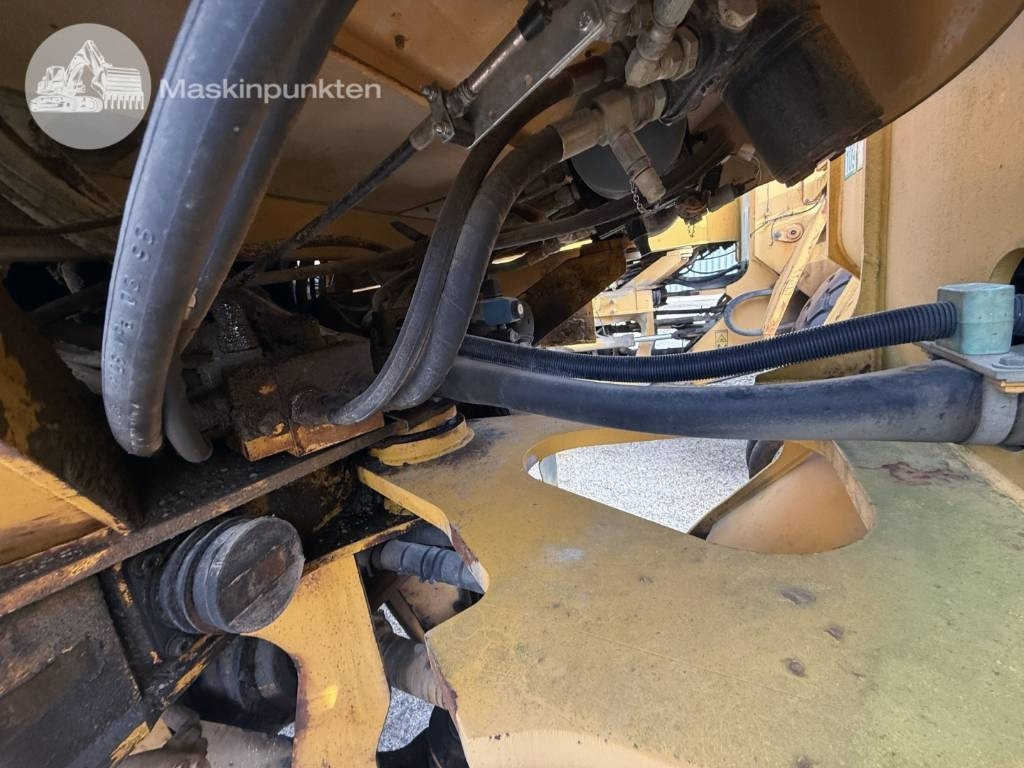 Chargeuse sur pneus Volvo L 120 C