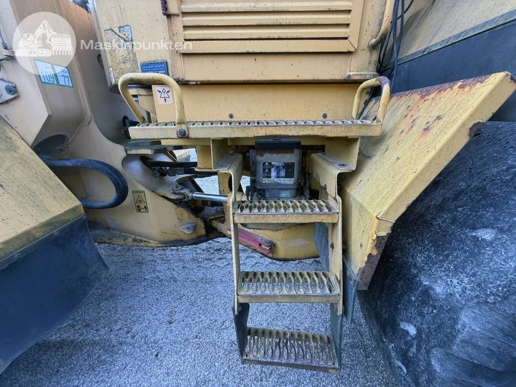 Chargeuse sur pneus Volvo L 120 C