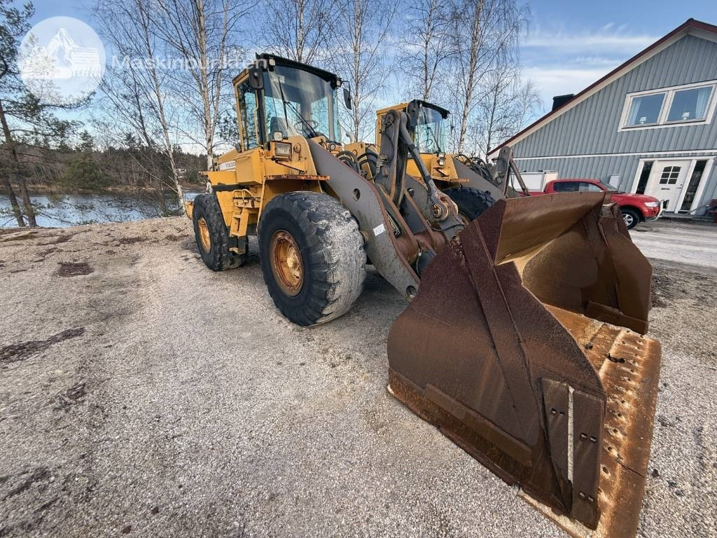 Chargeuse sur pneus Volvo L 120 C