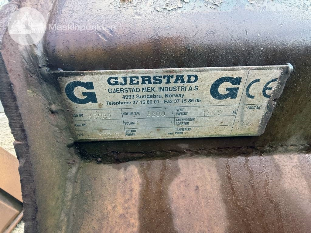 Chargeuse sur pneus Volvo L 120 C