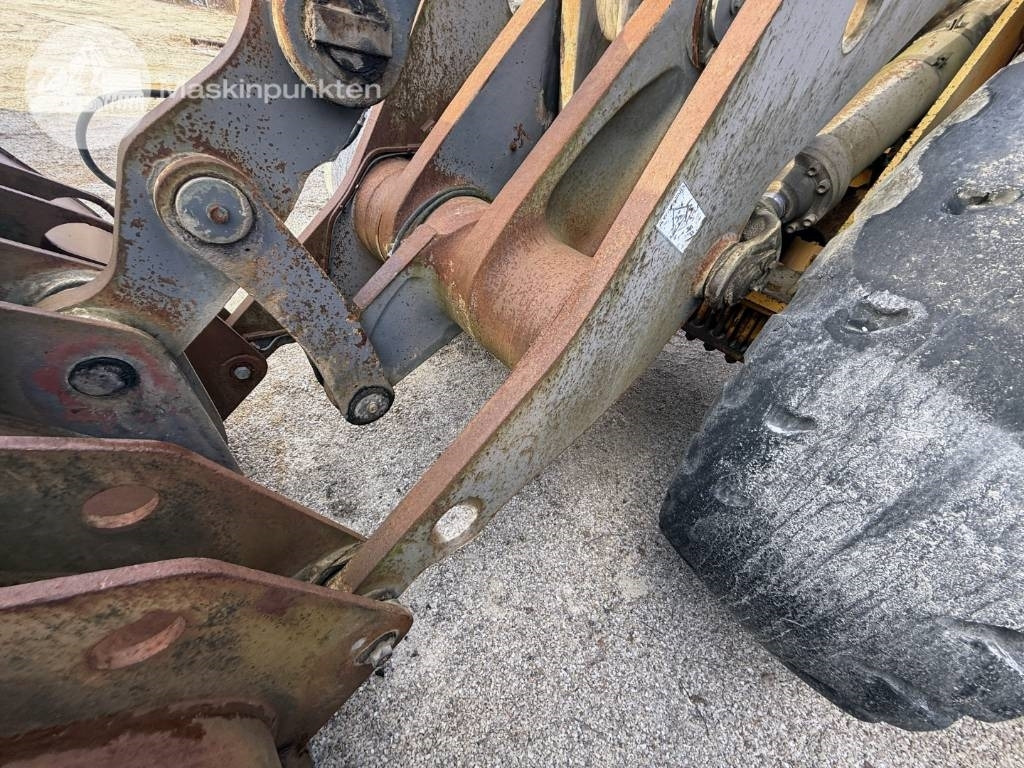 Chargeuse sur pneus Volvo L 120 C