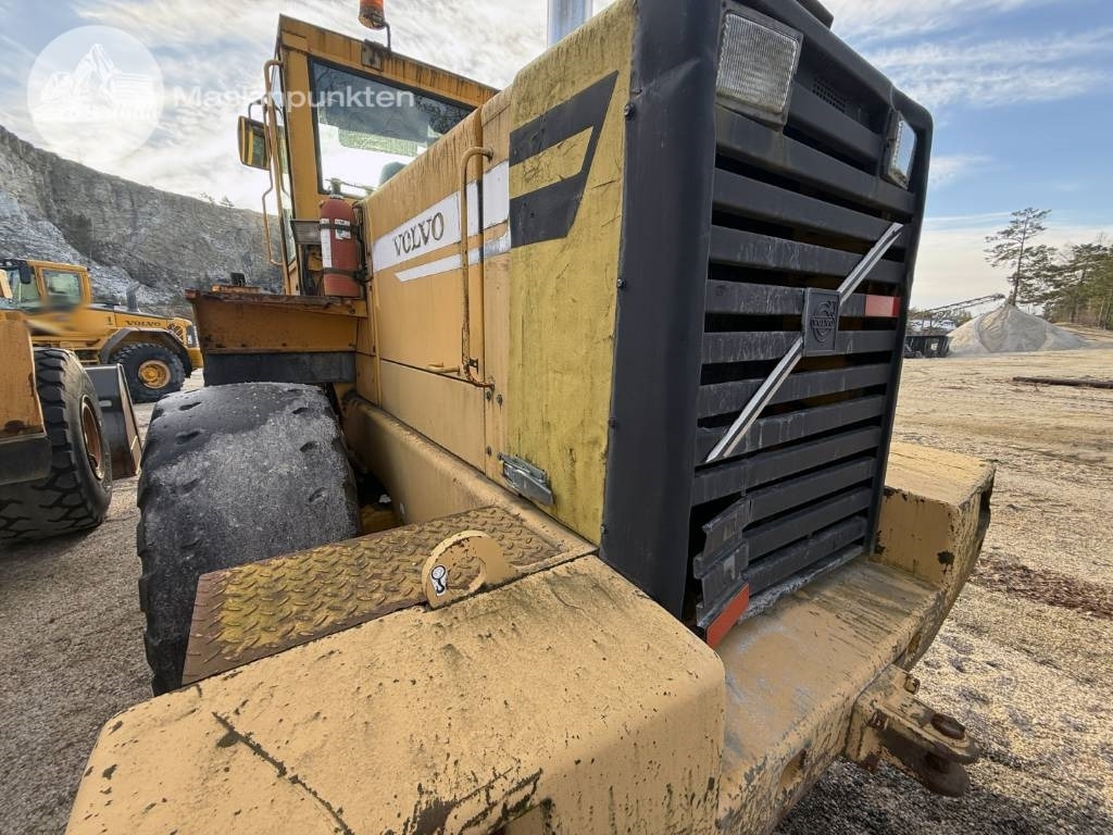 Chargeuse sur pneus Volvo L 120 C