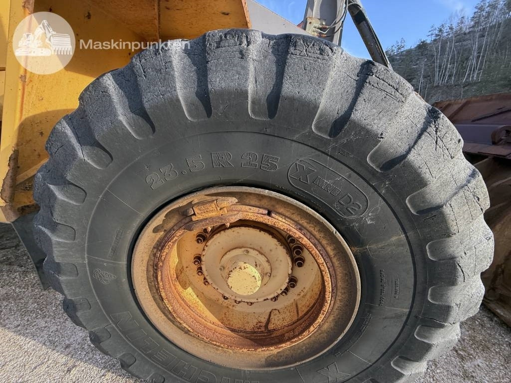 Chargeuse sur pneus Volvo L 120 C