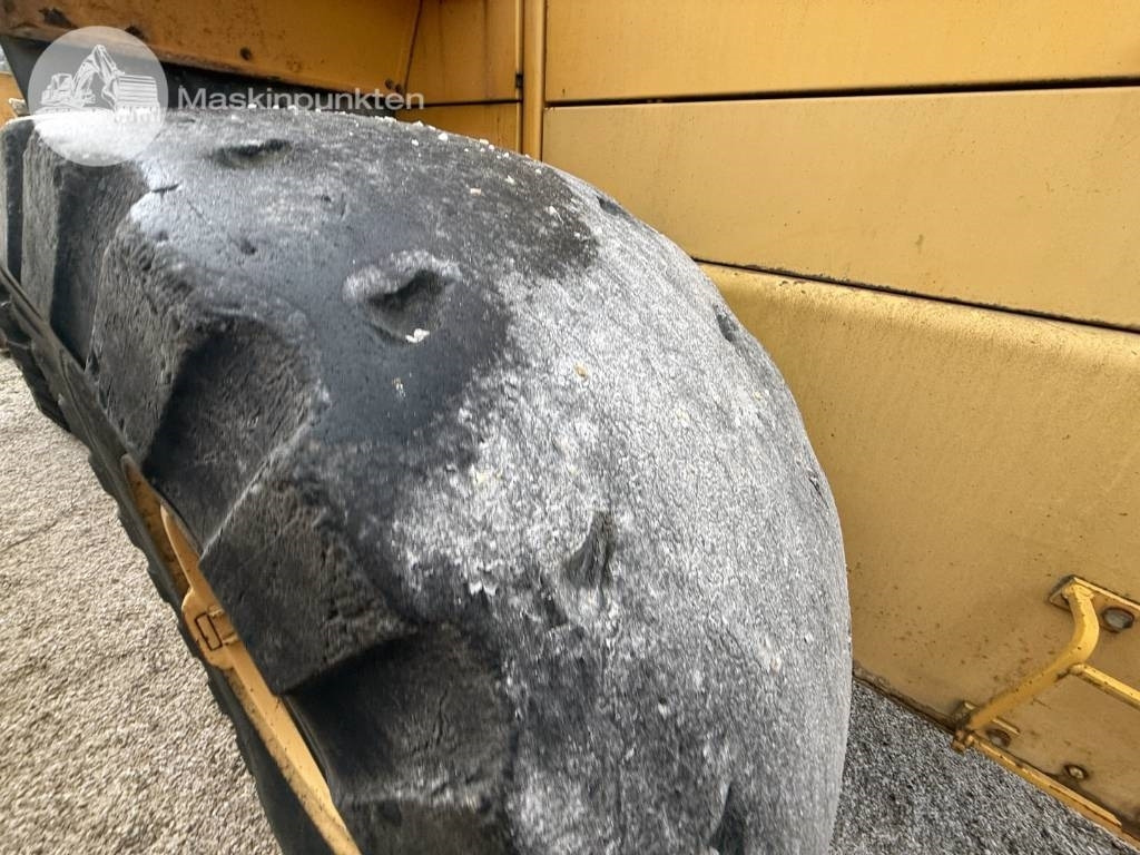 Chargeuse sur pneus Volvo L 120 C