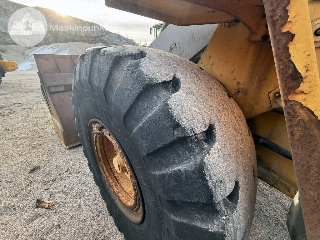 Chargeuse sur pneus Volvo L 120 C